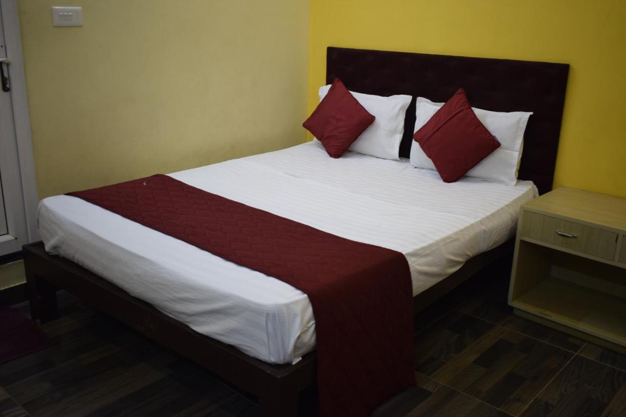Wind Chimes Hotel Kuilapalayam Buitenkant foto