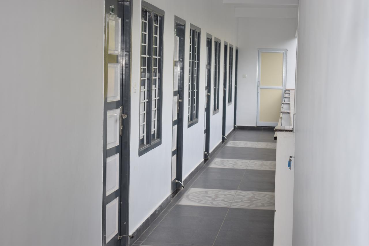 Wind Chimes Hotel Kuilapalayam Buitenkant foto