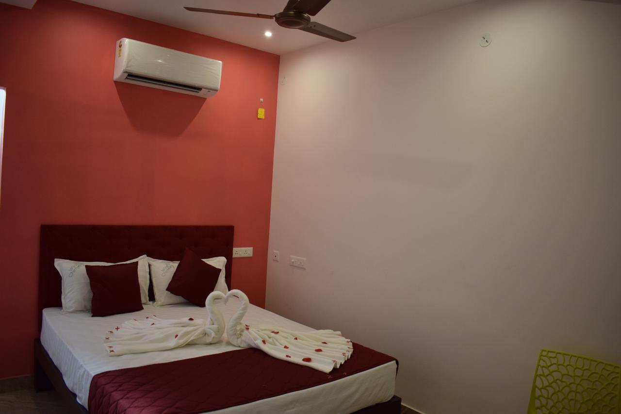 Wind Chimes Hotel Kuilapalayam Buitenkant foto