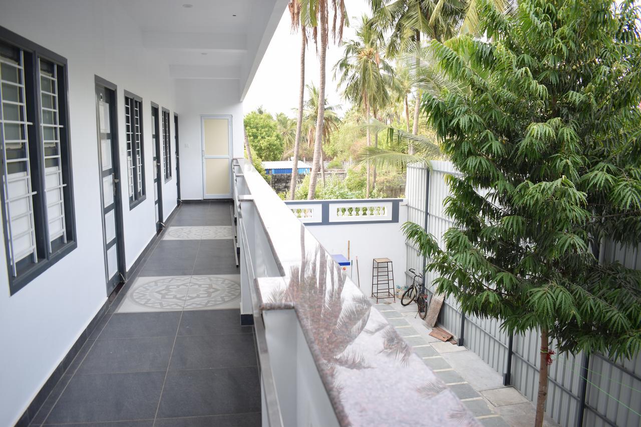 Wind Chimes Hotel Kuilapalayam Buitenkant foto